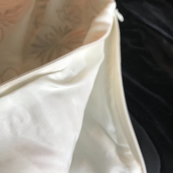 Ann Taylor Embroidered 100% Silk Dress Tank Top 8 * - Picture 6 of 7